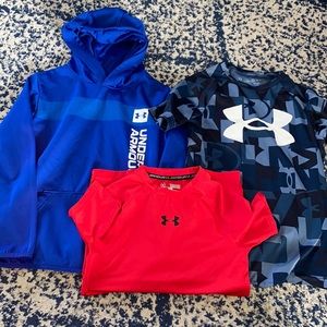 Three piece under armour youth medium short sleeve and hoodie